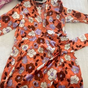 Long sleeve floral Zara dress NEVER WORN.